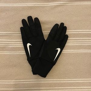Nike gloves - NWT